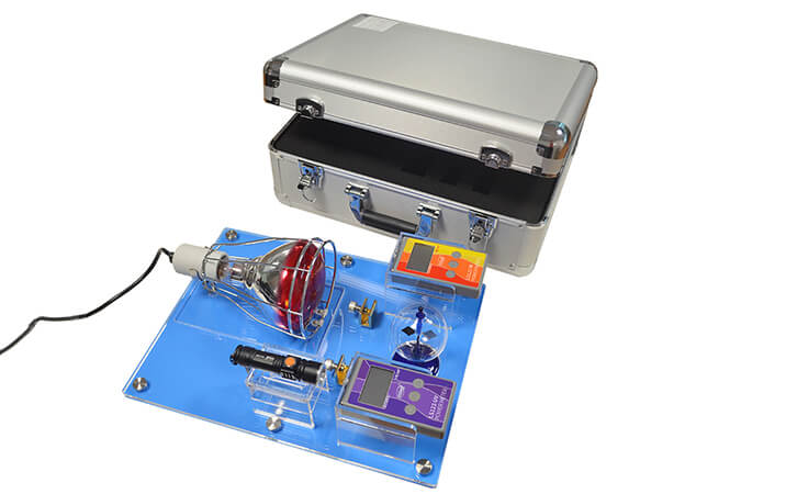 太陽(yáng)膜隔熱演示展臺(tái)鋁箱展示 太陽(yáng)膜隔熱演示展臺(tái)鋁箱展示